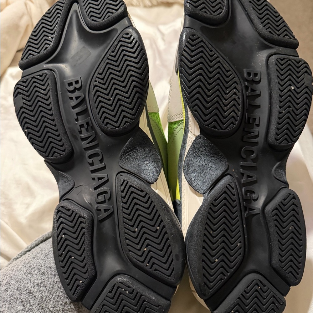 Balenciaga Sneakers - Picture 5 of 5